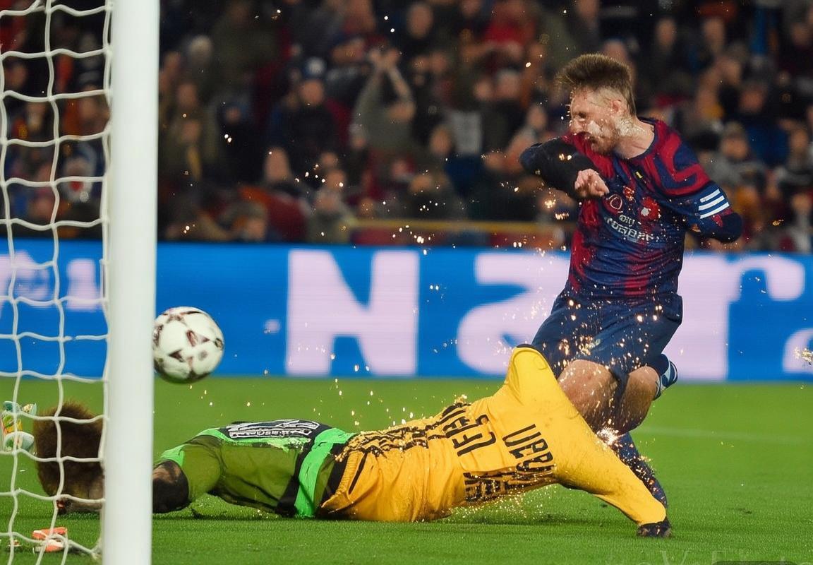 巴萨对决埃瓦尔：激情战火燃绿茵场，战术对决亮点回顾(图2)