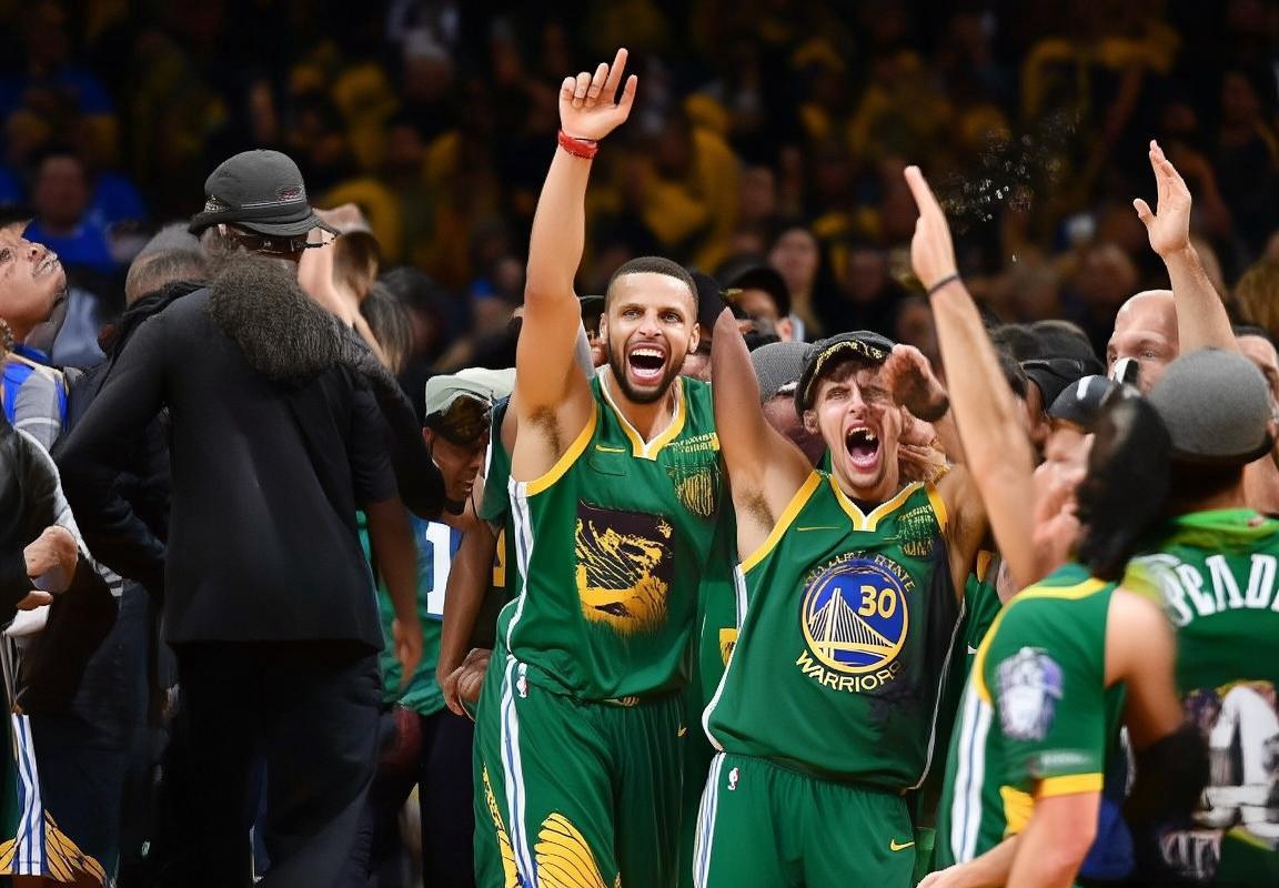 2017年NBA总决赛：勇士逆转骑士，三连冠在望，杜兰特关键